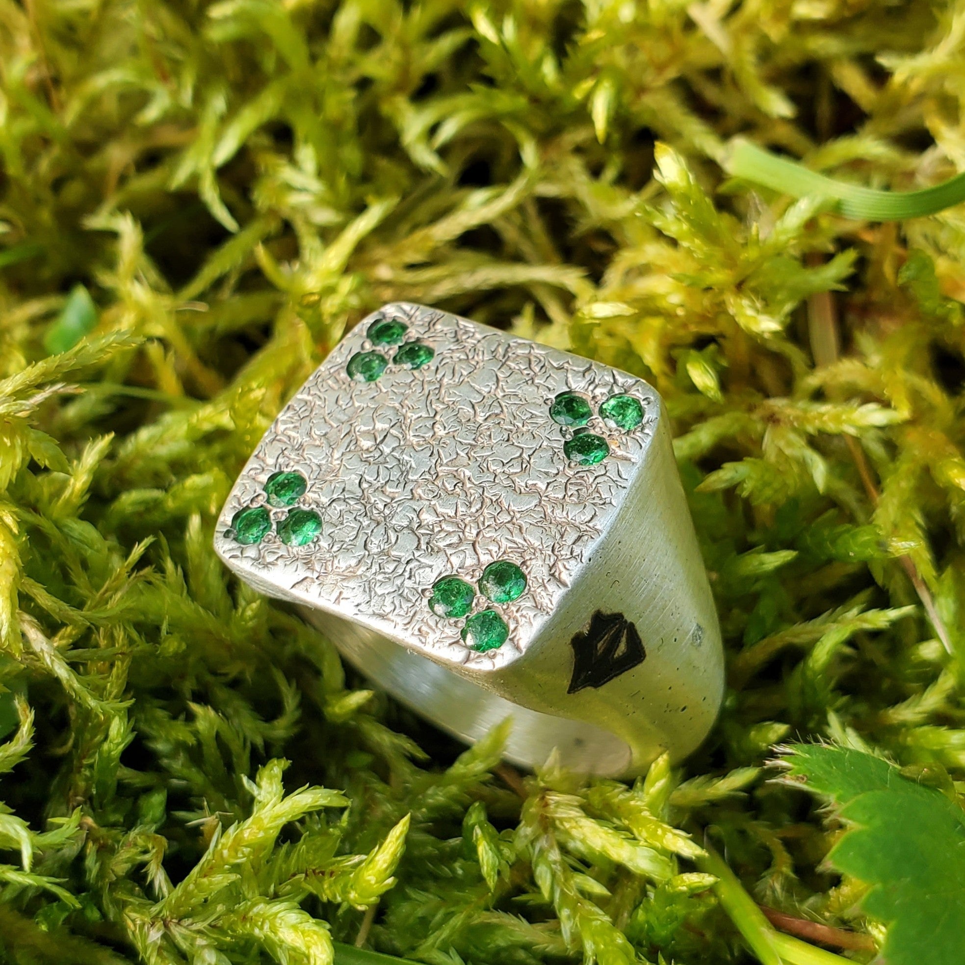 Tsavorite Garnet Signet